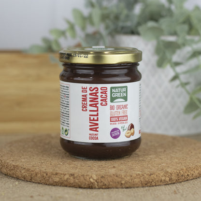 Crema de Avellanas con Cacao Bio Reducida de Azúcares NaturGreen